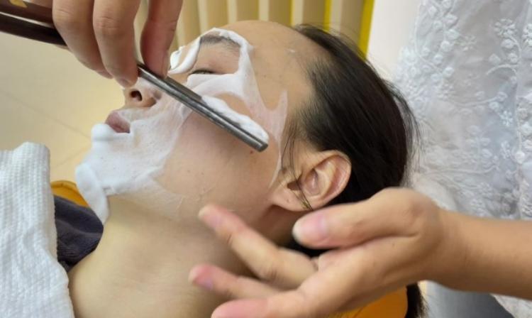 6 Side Effects of Shaving Face Female You Should Know
