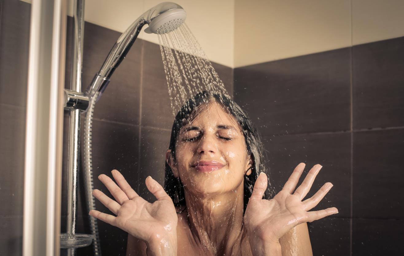 Can Cold Showers Burn Fat? And Do Ice Baths Burn Fat?