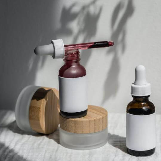 What Skincare Ingredients you SHOULD NOT mix? | Dr Davin Lim