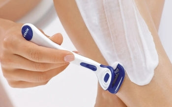 The 9 Eco-Friendly &amp; Sustainable Hair Removal Options