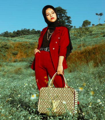 Prada vs. Louis Vuitton: Which One Should You Choose?