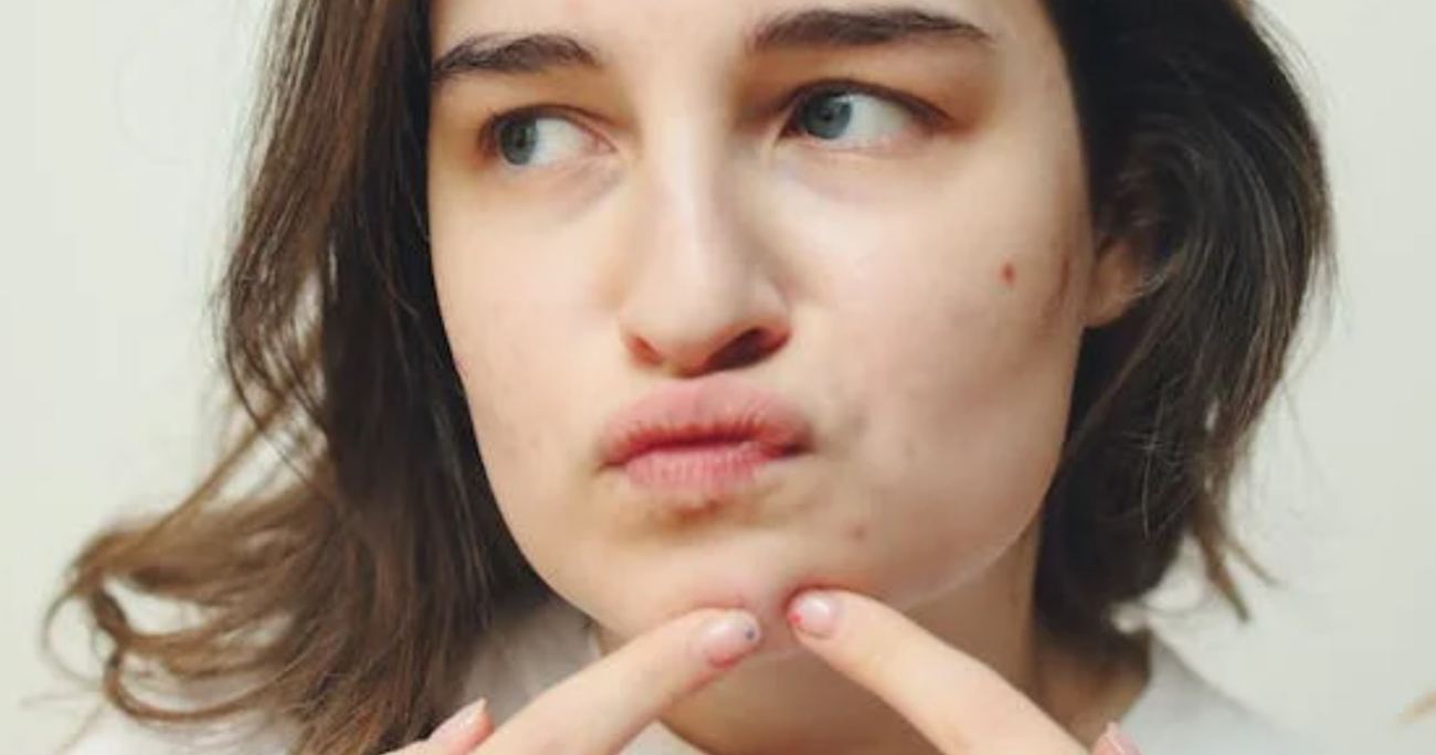 Why Do I Get Pimples After Shaving Face Woman